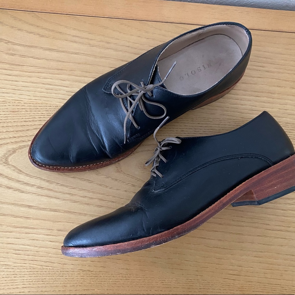 woman’s nisolo oxford 7.5